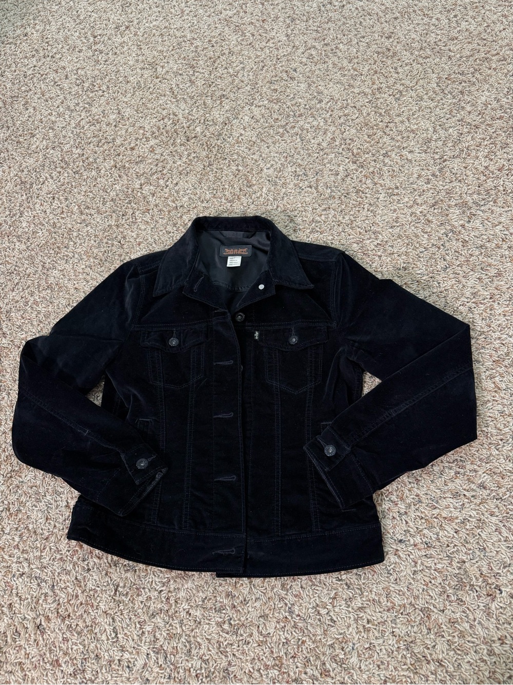 Vintage black velvet Levi’s Jacket sz M